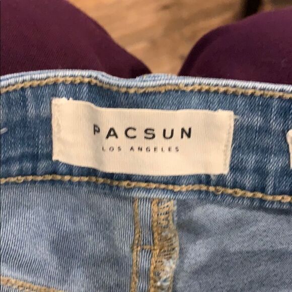 🌟 PacSun Super Stretch Shortie Jean Shorts - Size 22 - Picture 3 of 4